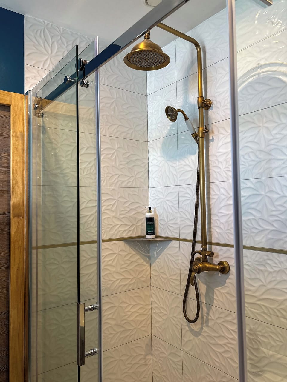 Family Triple Room, Balcony | Bathroom | Shower, hair dryer, towels, soap