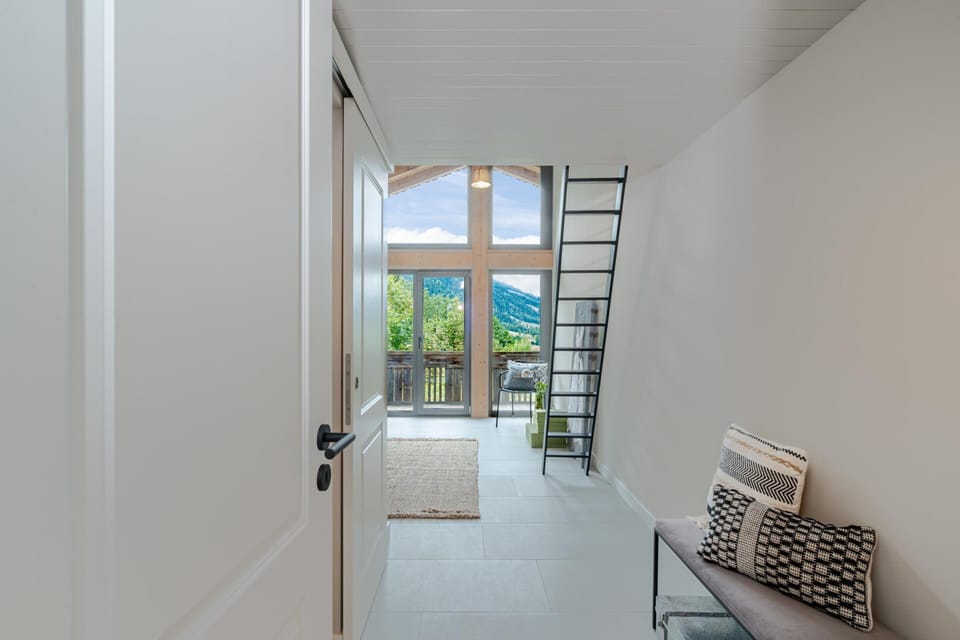 Villa | 5 bedrooms, individually furnished, iron/ironing board, bed sheets