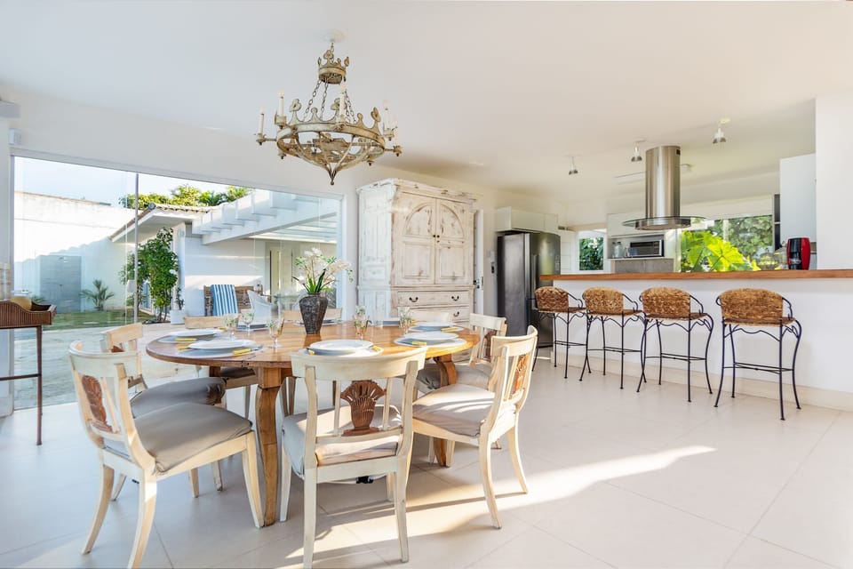 Deluxe House, 5 Bedrooms, Private Pool | Dining room