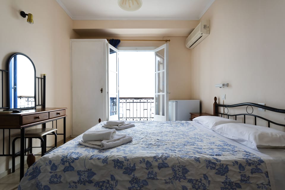Blackout drapes, free cribs/infant beds, free WiFi, bed sheets