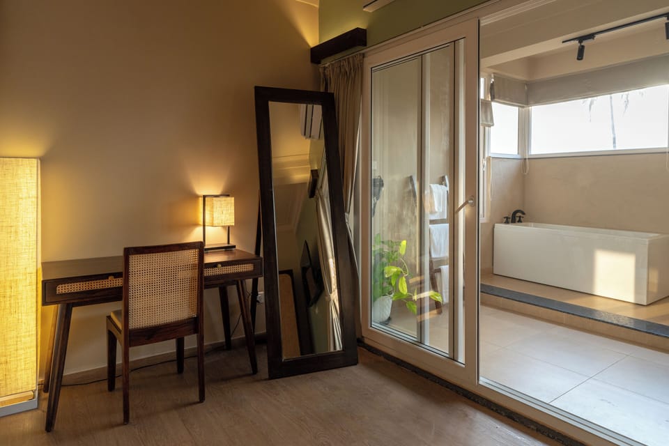 Premier Double Room, Balcony, Garden View | Bathroom | Free toiletries, hair dryer, bathrobes, slippers
