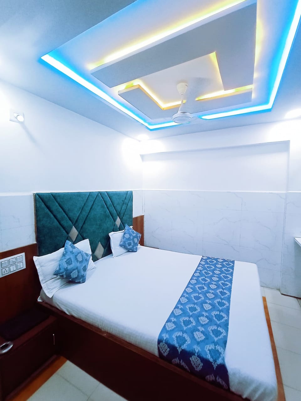 Classic Double Room | Free WiFi