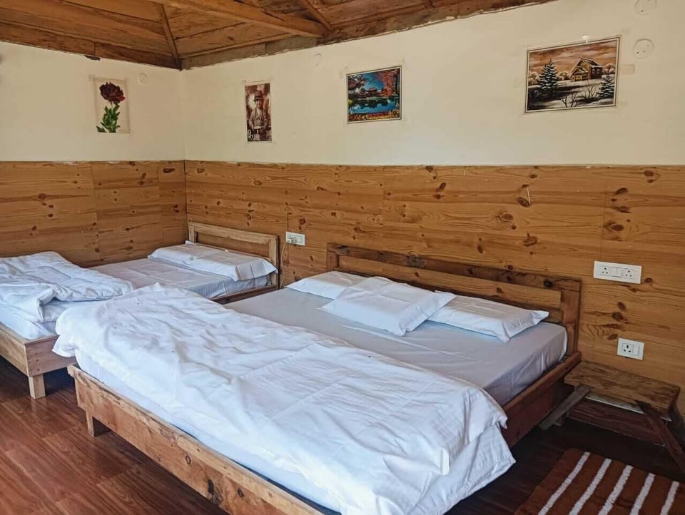 Deluxe Room, Mountain View | Bed sheets