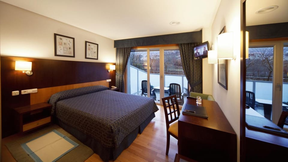 Minibar, in-room safe, desk, blackout drapes