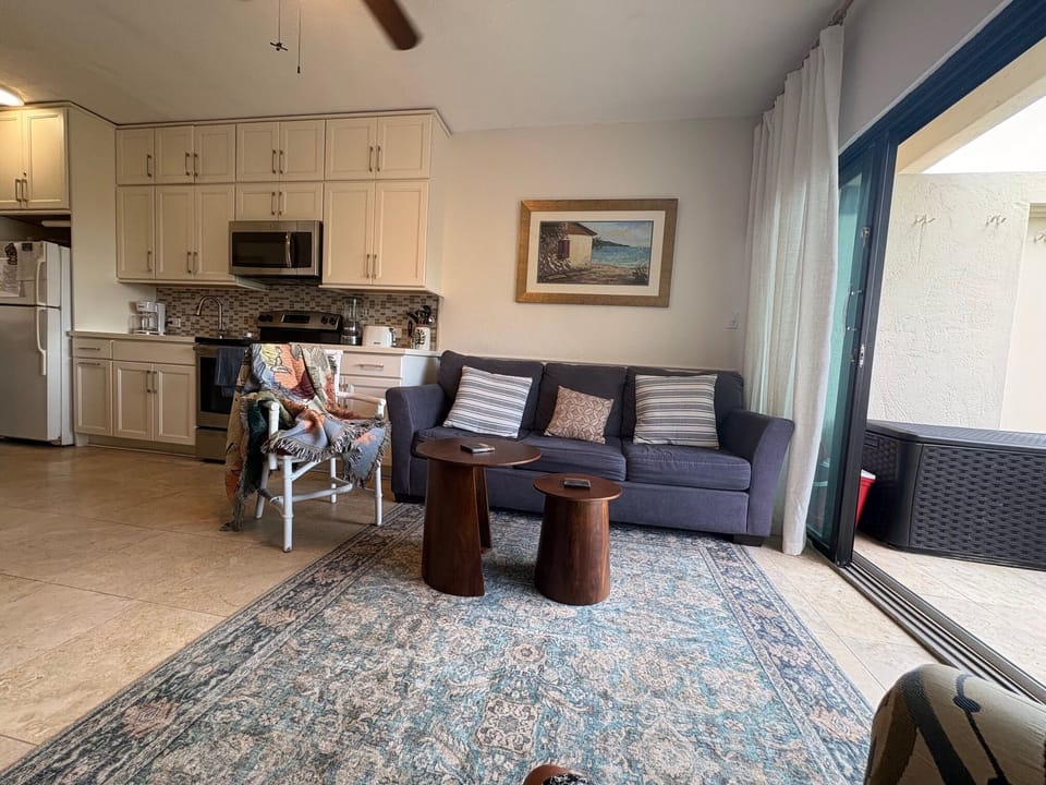 Condo, 1 Bedroom | Living area | Smart TV