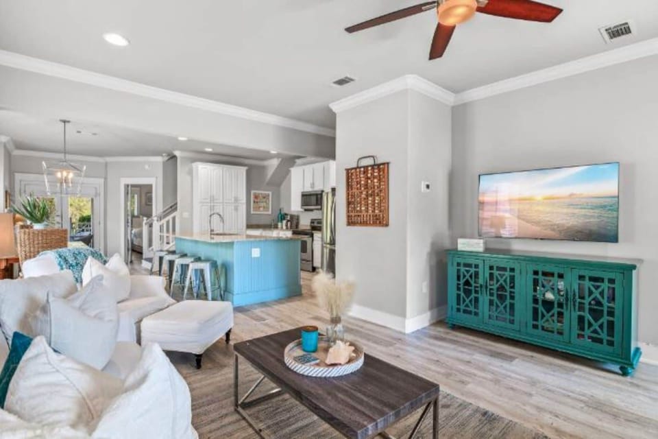 House, Multiple Beds, Patio, Garden View (Beach Please) | Living area | 42-inch flat-screen TV with digital channels