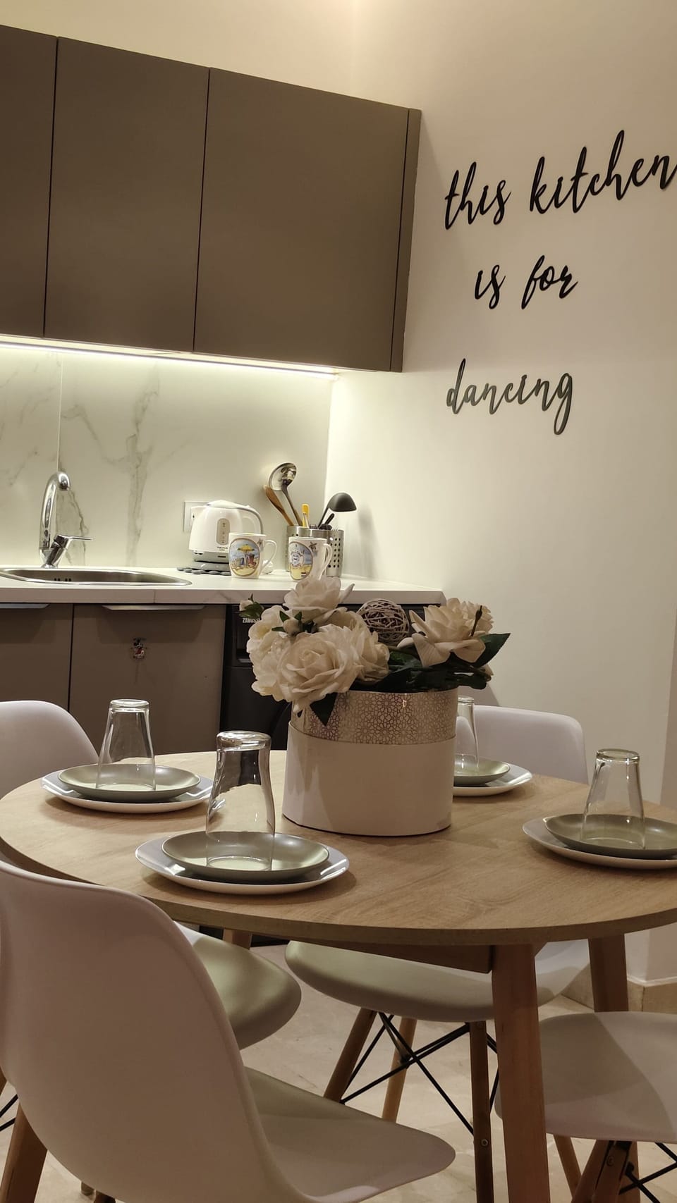 Deluxe Condo | Living area | 40-inch Smart TV with satellite channels, Netflix, pay movies