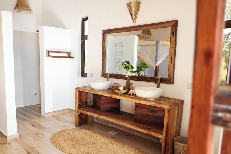 King #22 Suite with Sea View | In-room safe