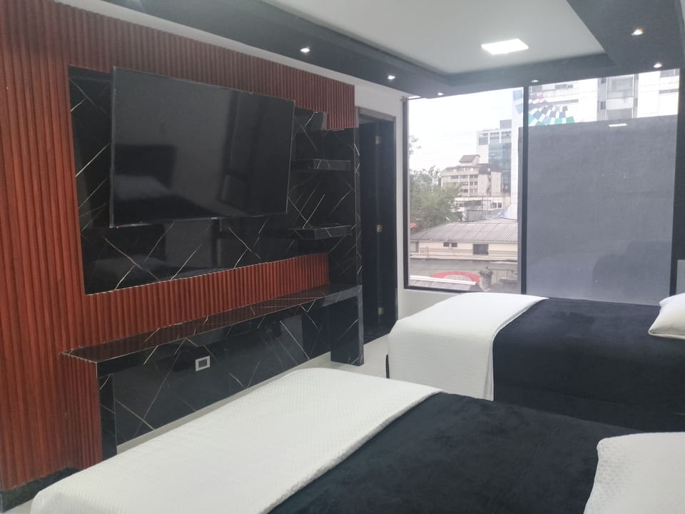 Double Room | Premium bedding, soundproofing, WiFi (free), bed sheets