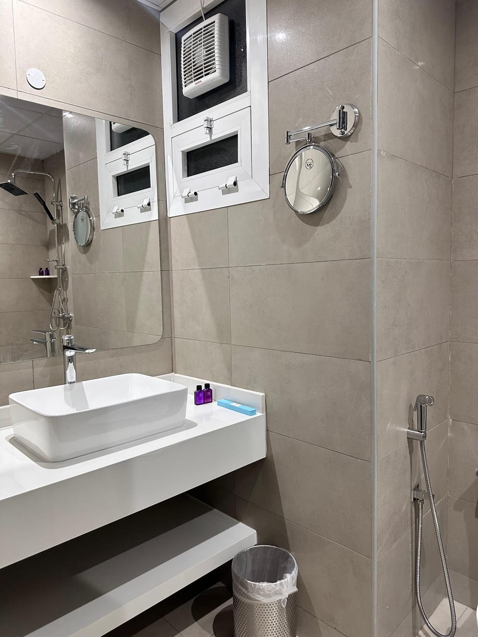 Shower, free toiletries, hair dryer, slippers