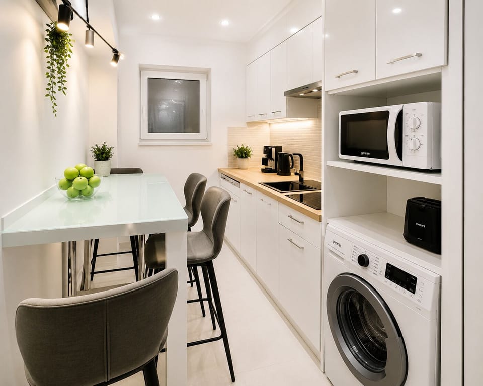 City Apartment, Park View | Private kitchen | Espresso maker, coffee/tea maker, electric kettle