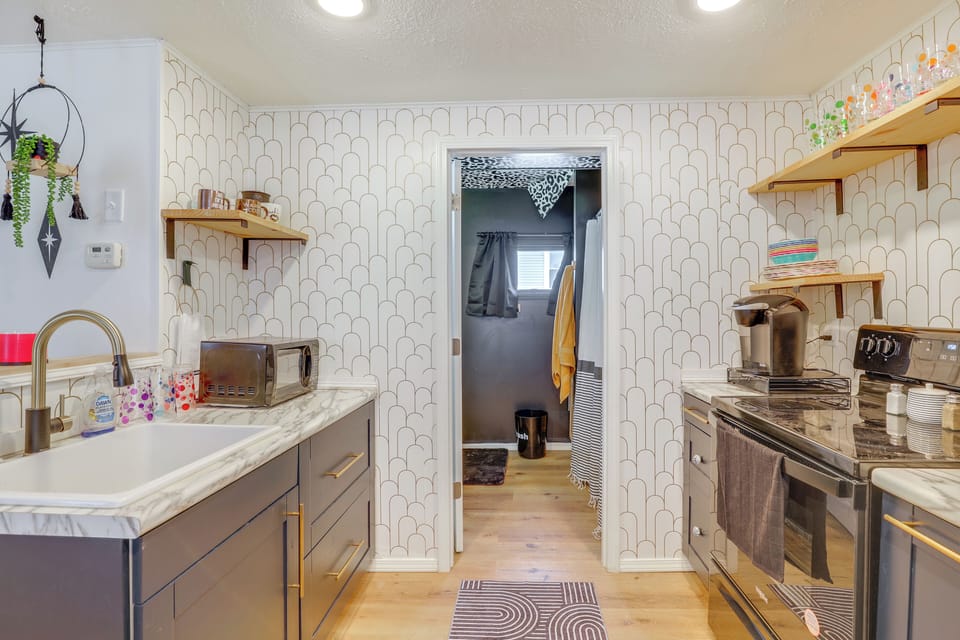 House (2 Bedrooms) | Interior