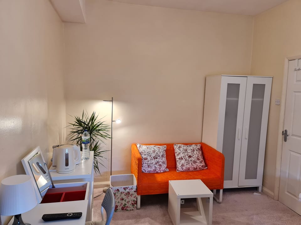Comfort Double Room, Courtyard View | Desk, laptop workspace, WiFi (free)