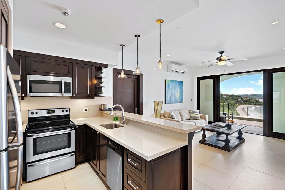 Condo, Ocean View | Private kitchen