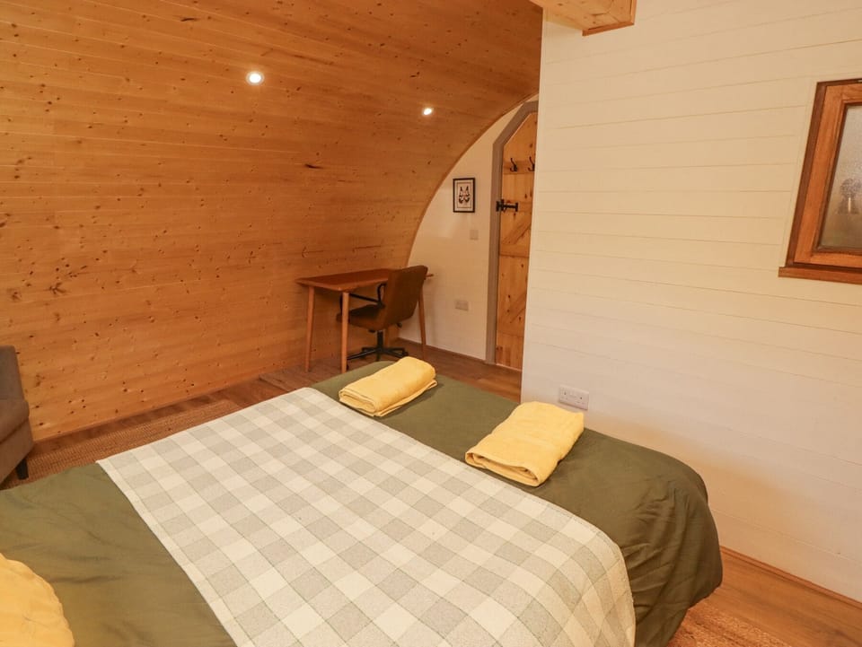 1 bedroom, individually decorated, individually furnished, free WiFi