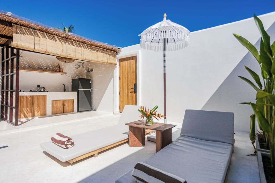 Deluxe House, Private Pool, Garden View | Terrace/patio