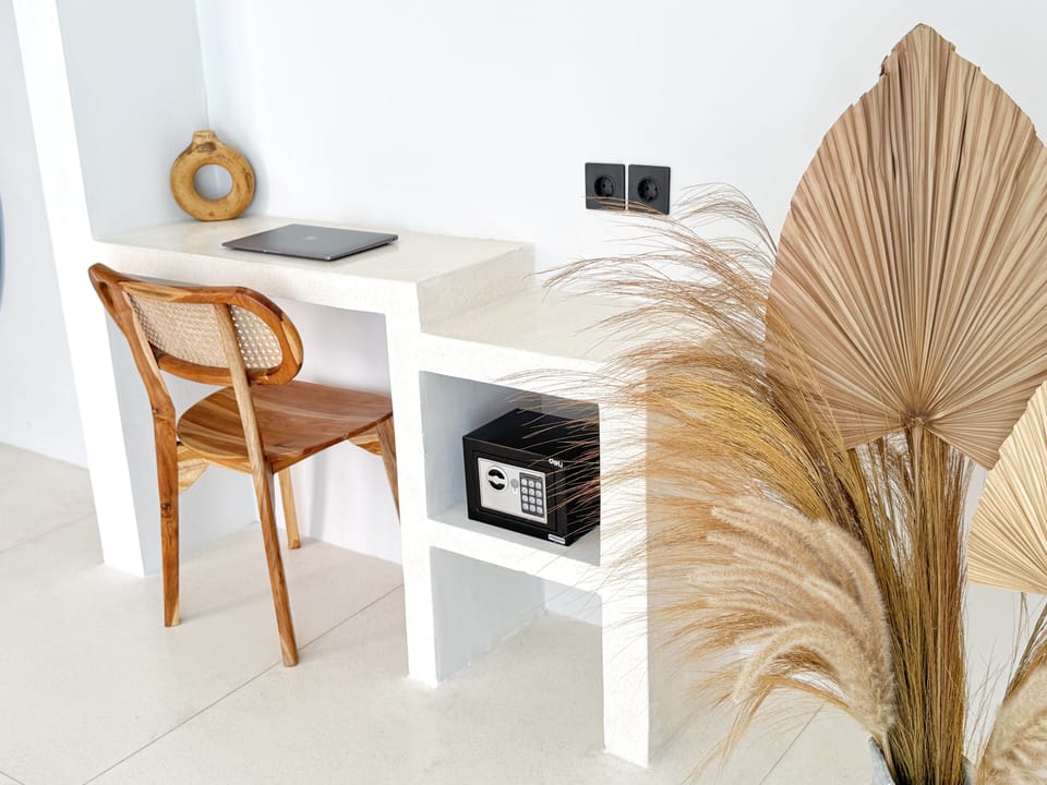 1 bedroom, in-room safe, WiFi (free)
