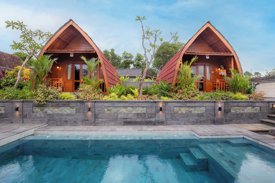 Deluxe Double Room, Pool View | Soundproofing, free WiFi