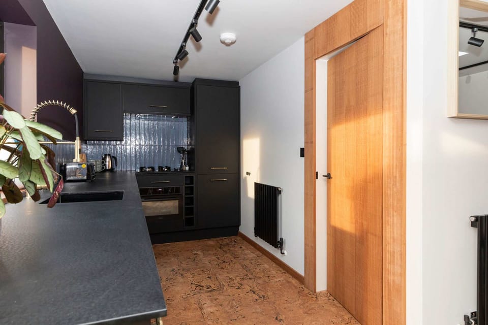 Suite | 2 bedrooms, Internet