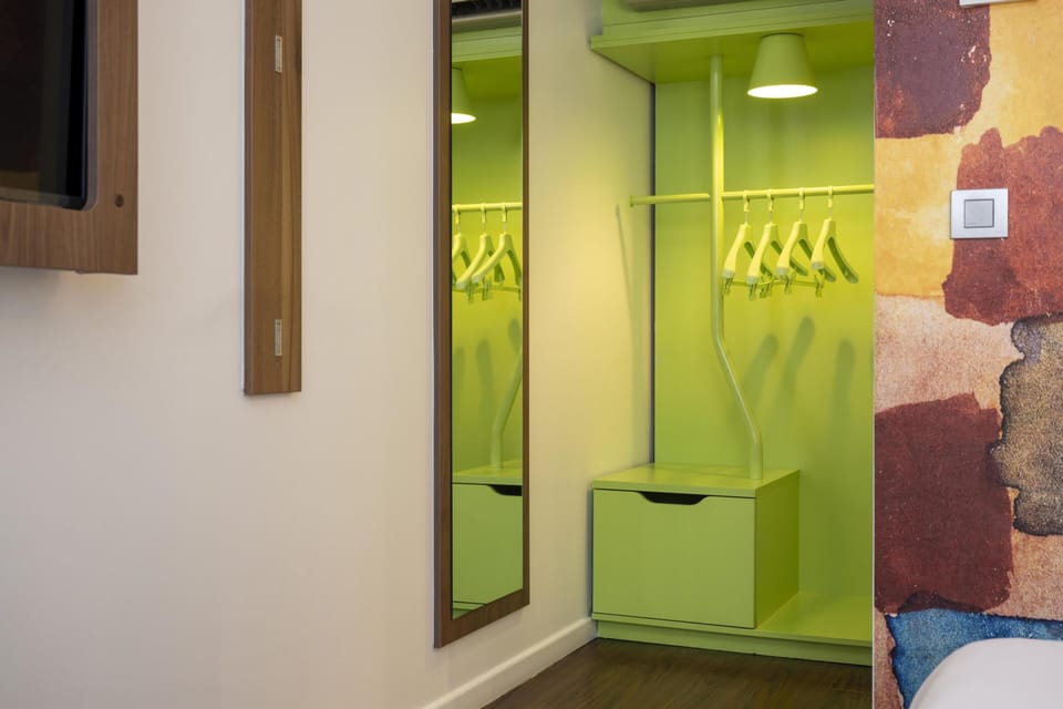 Standard Room, 1 Double Bed | Desk, free WiFi, bed sheets