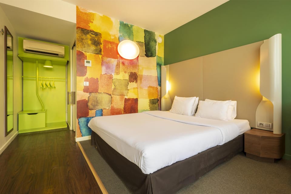 Standard Room, 1 Double Bed | Desk, free WiFi, bed sheets