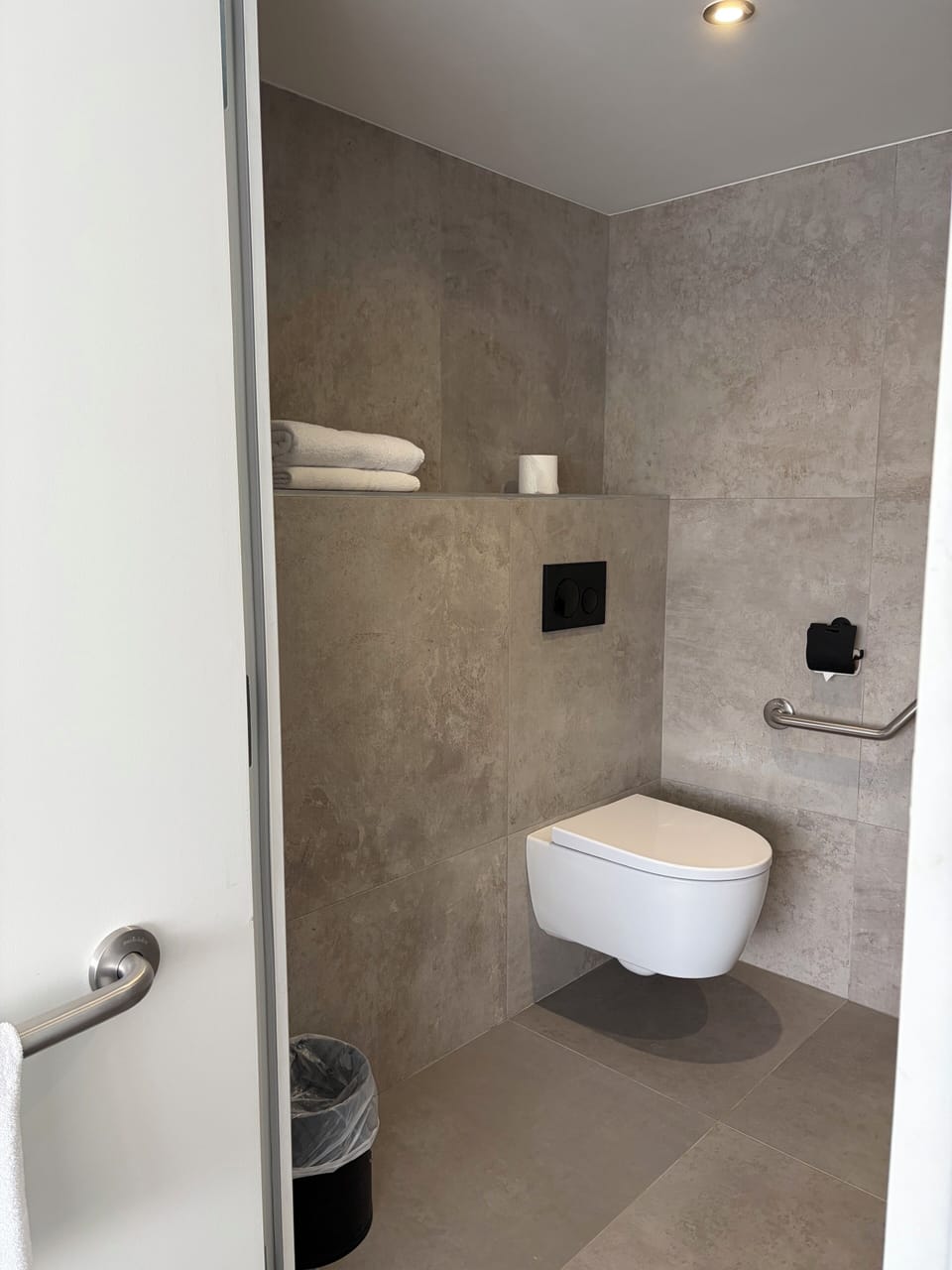 Eco-friendly toiletries, hair dryer, towels