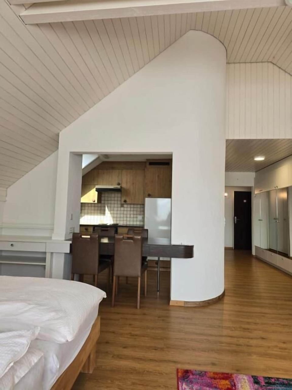 Comfort Studio Suite, Multiple Beds, Non Smoking, Kitchen | Desk, laptop workspace, free WiFi, bed sheets