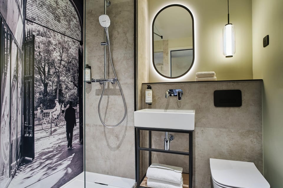 Eco-friendly toiletries, hair dryer, towels