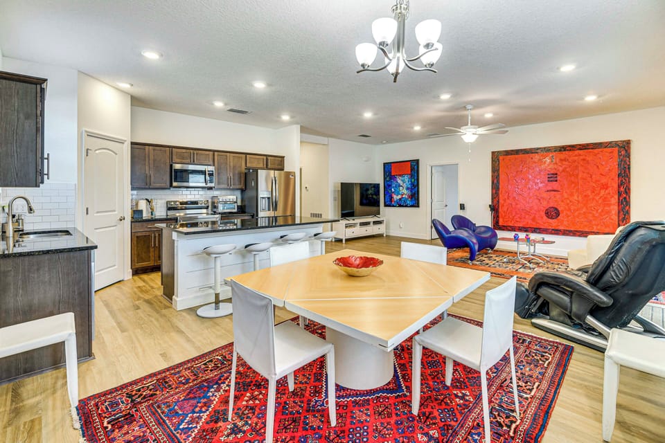 House (3 Bedrooms) | Interior