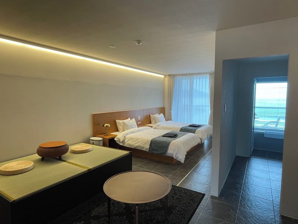 Deluxe Twin Room | Premium bedding, Tempur-Pedic beds, minibar (some free items)