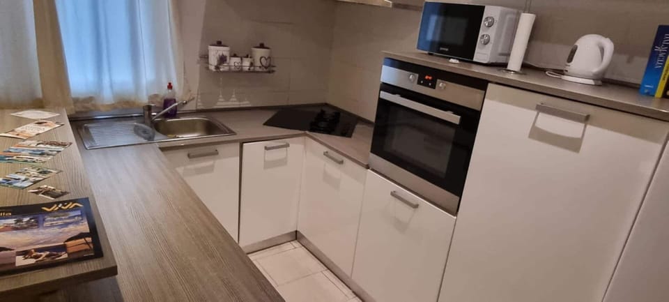Apartment | Private kitchen