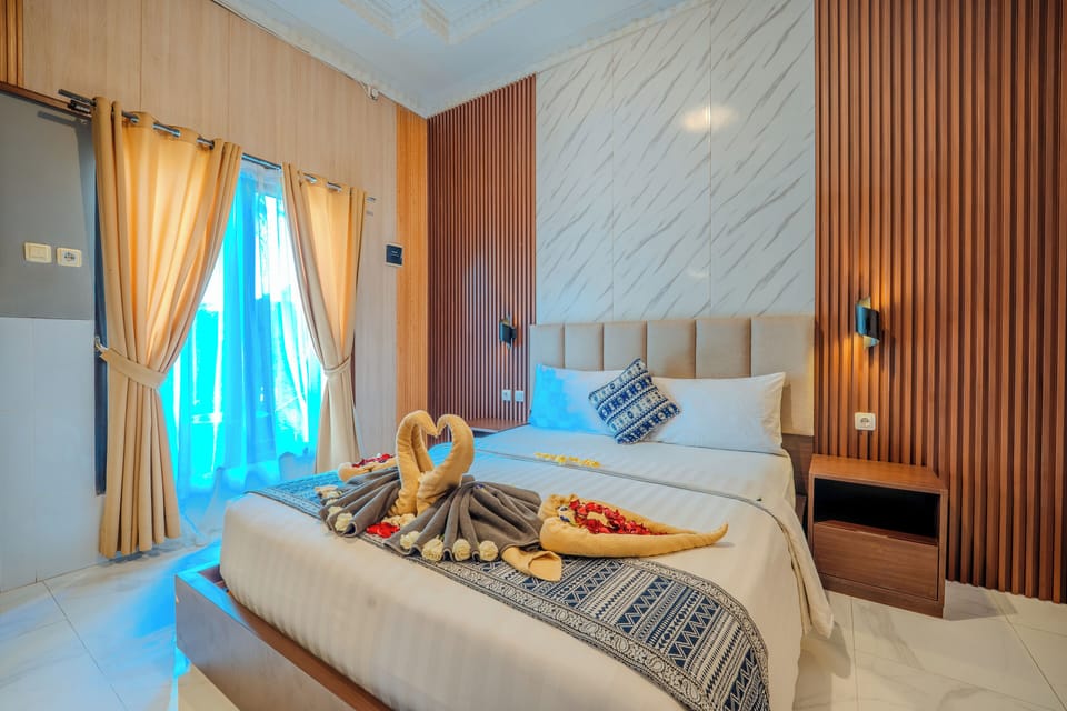 Standard Double Room | Minibar, desk, laptop workspace, free WiFi