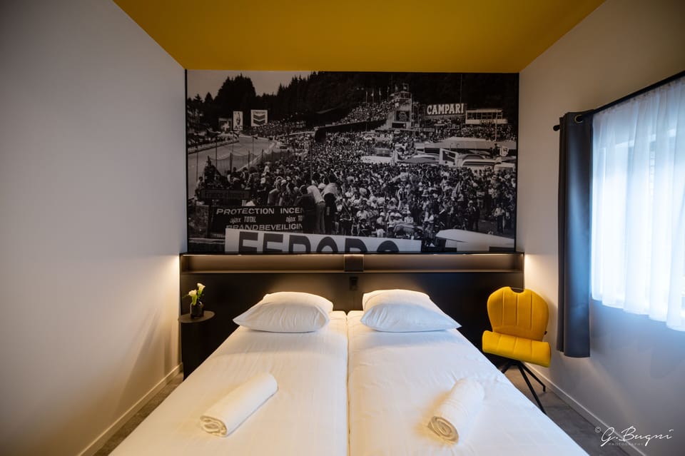 Executive Double Room, 1 Bedroom, Courtyard View, Garden Area | 1 bedroom, individually furnished, desk, laptop workspace