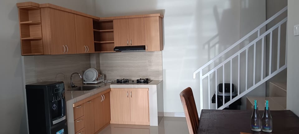 Classic Villa, 2 Bedrooms, Private Pool, Hill View | Private kitchenette