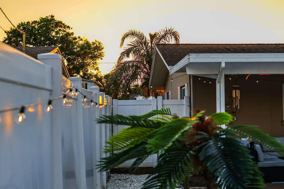 House | 4 bedrooms, high-speed internet