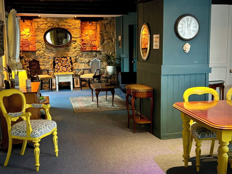 Reception hall