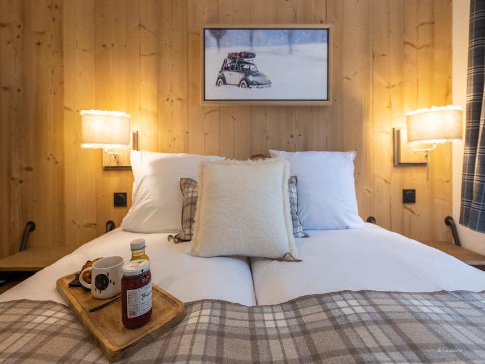 Apartment in Serre-chevalier Near Ski Slopes Apartment in Saint-Chaffrey