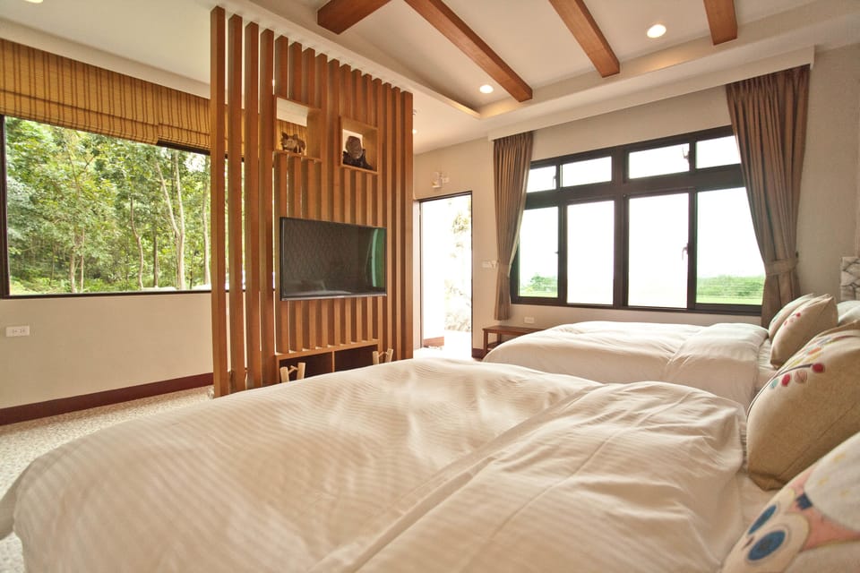 Comfort Quadruple Room | Down comforters, individually decorated, blackout drapes, free WiFi