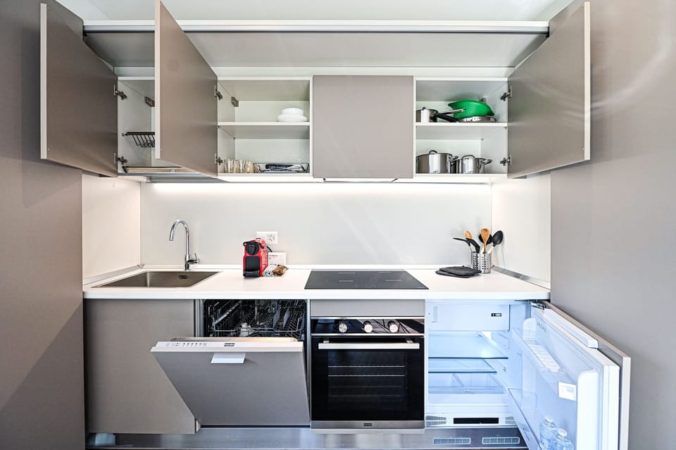Apartment, 1 Bedroom, City View | Interior