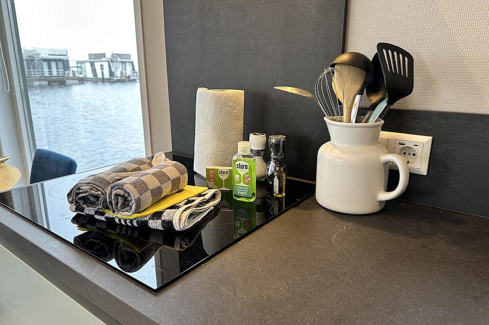 Mobile Home | Interior detail