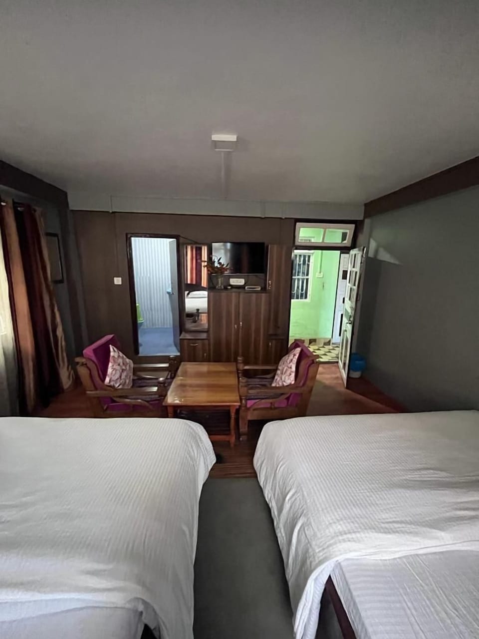 Basic Quadruple Room | Free WiFi