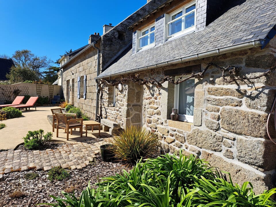 House | Outdoor dining