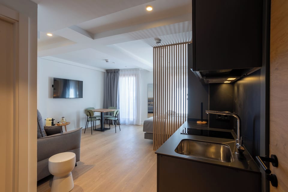 Luxury Duplex, Sea View | Living area