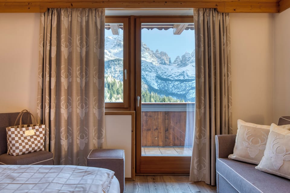 Superior Room | Premium bedding, minibar, in-room safe, soundproofing