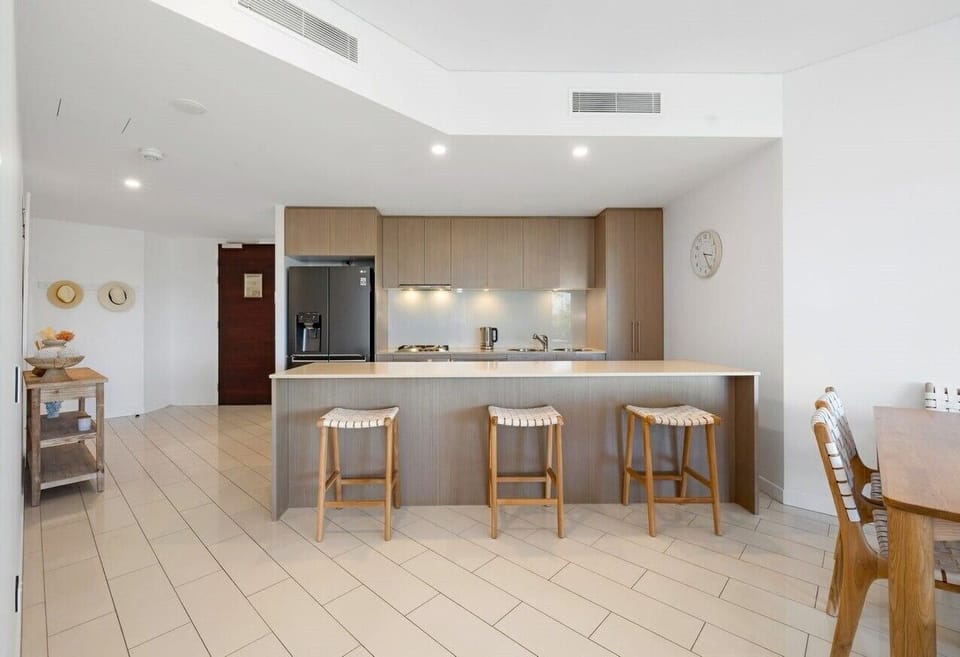 Apartment, 2 Bedrooms, Park View | Private kitchen | Electric kettle, toaster, cookware/dishes/utensils, cleaning supplies