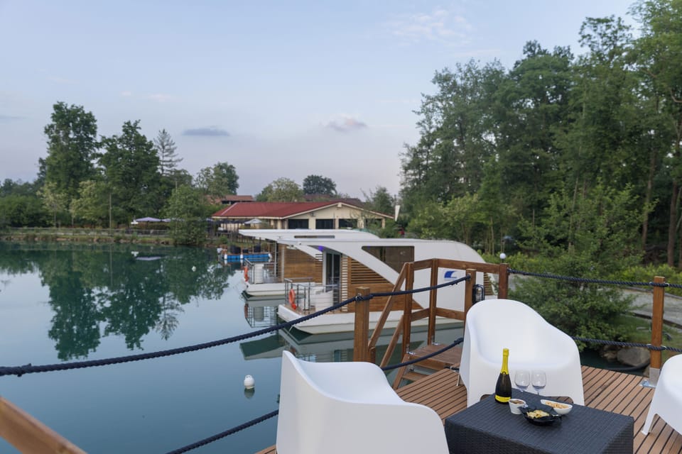Exclusive Suite, Lake View | Terrace/patio