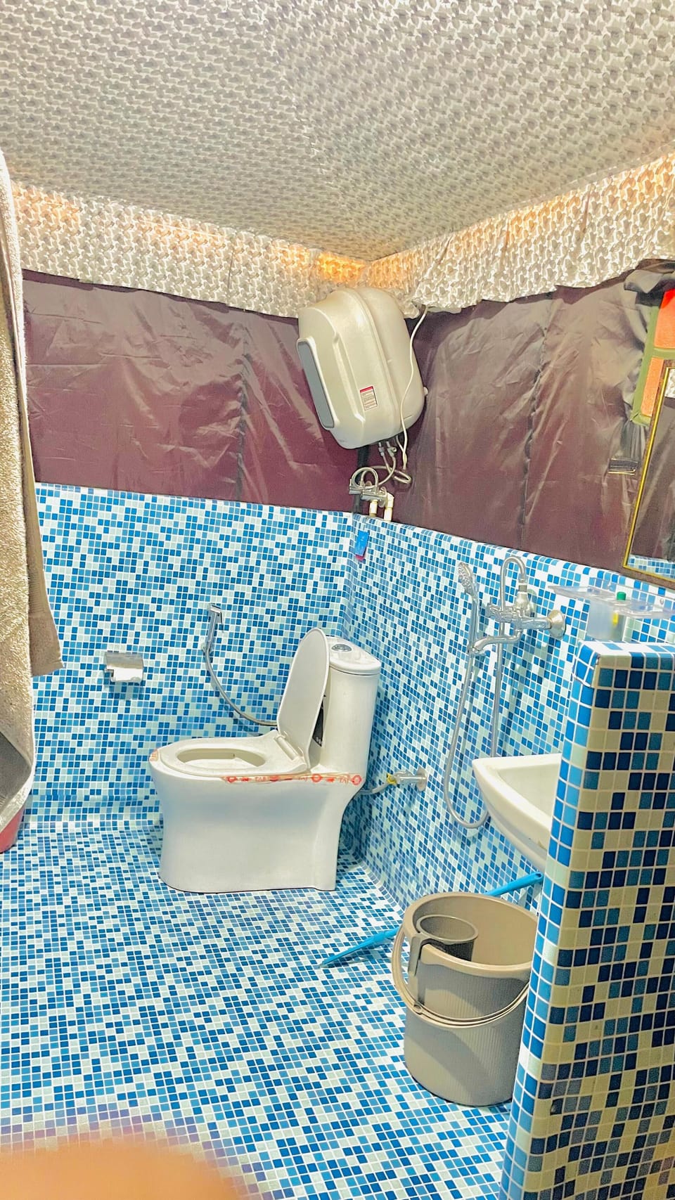 Luxury Tent, Balcony, River View | Bathroom | Combined shower/tub, free toiletries, towels, soap
