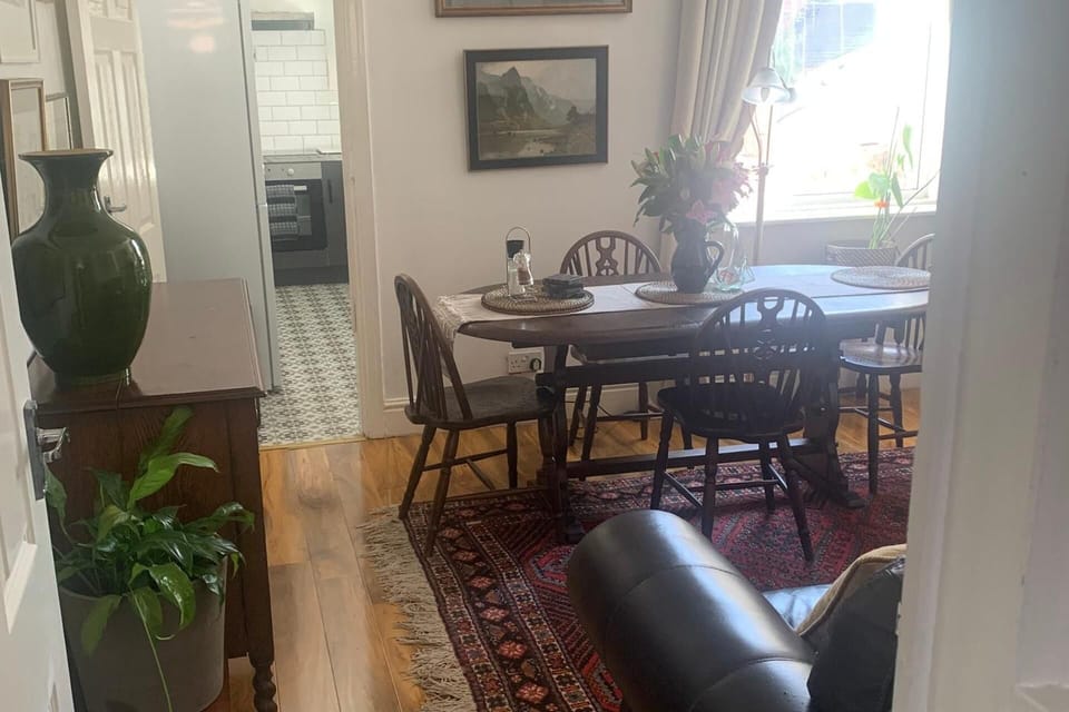 House | Dining