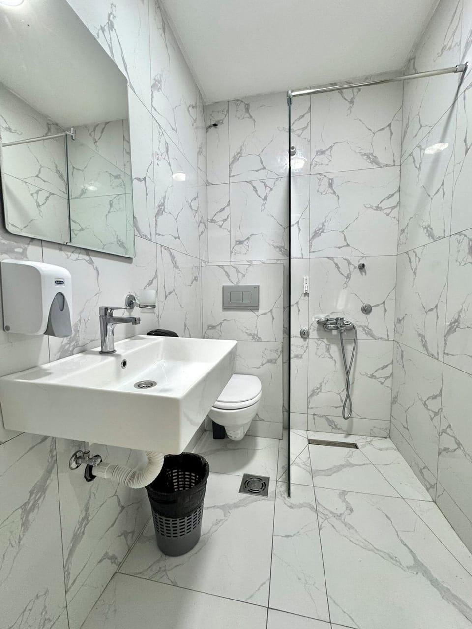 Comfort Quadruple Room, Balcony | Bathroom | Shower, towels, soap, shampoo