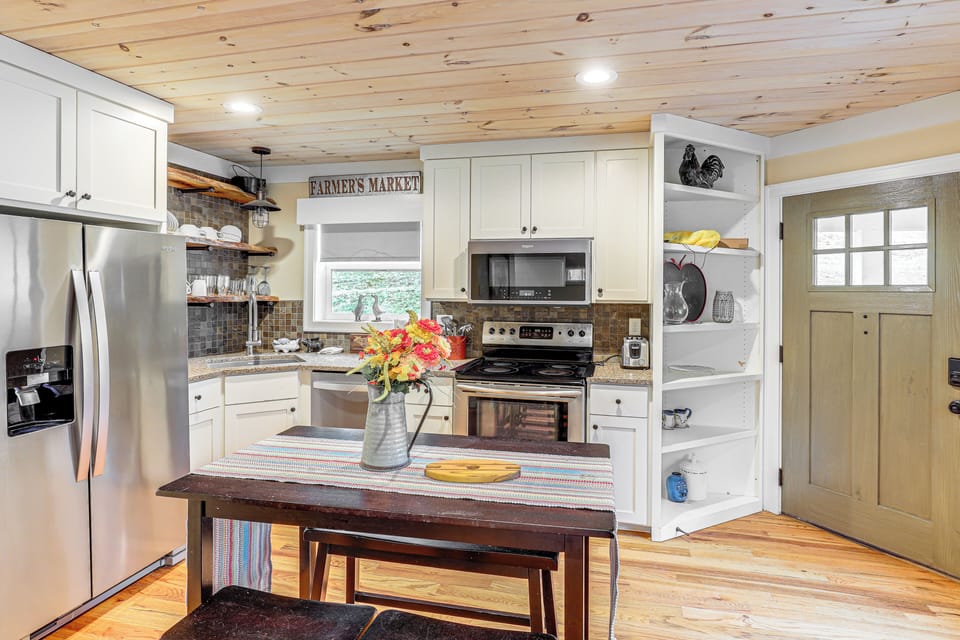 Cottage (2 Bedrooms) | Interior